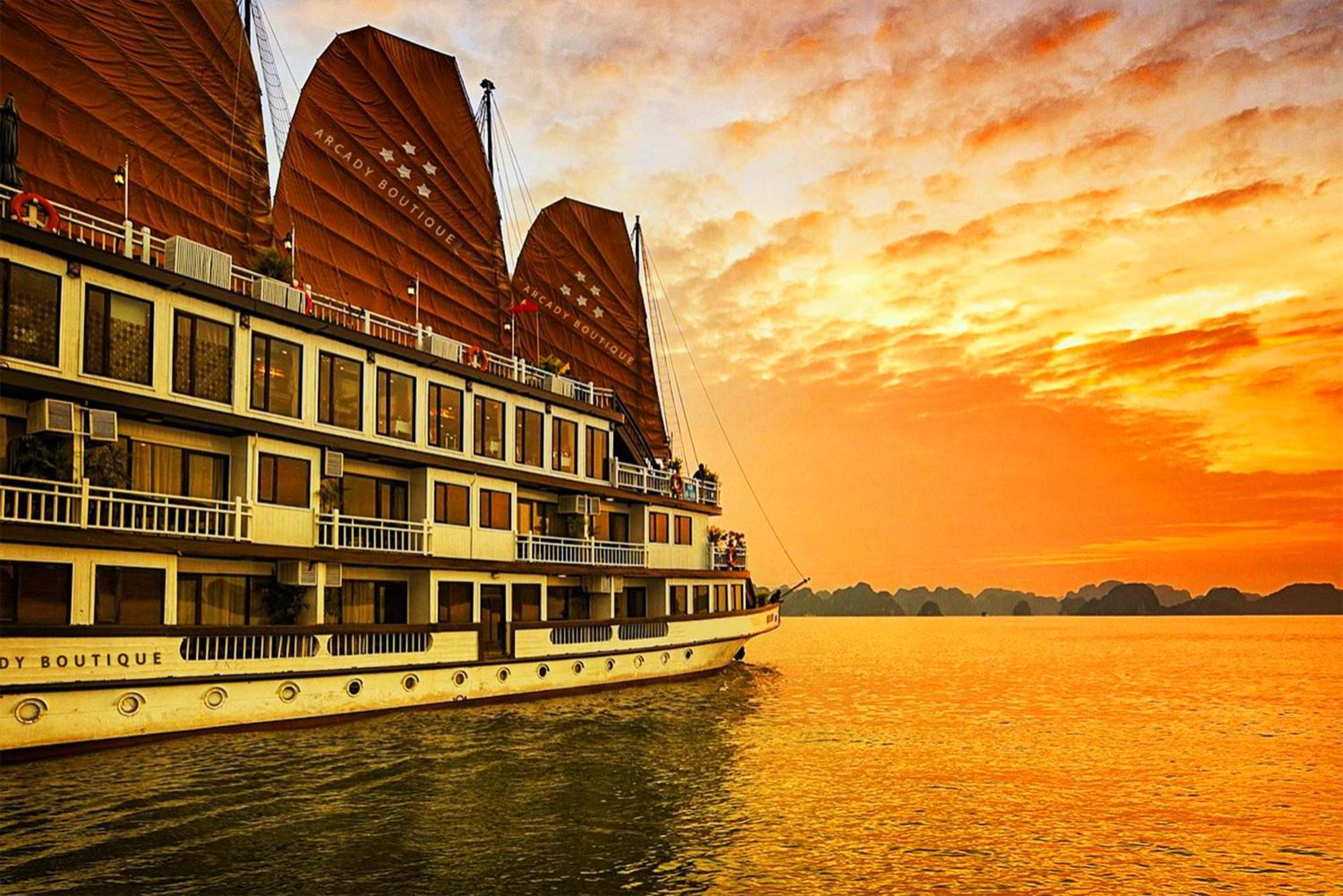 Отель Arcady Boutique Cruise Халонг Экстерьер фото