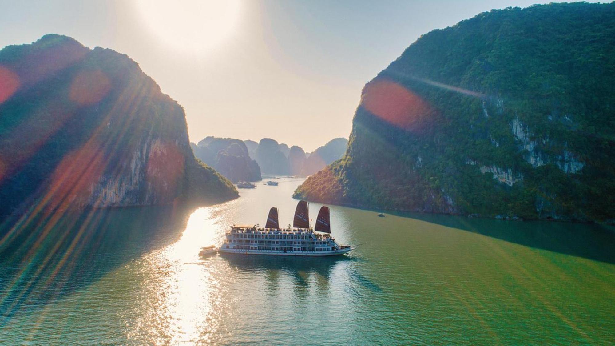 Отель Arcady Boutique Cruise Халонг Экстерьер фото